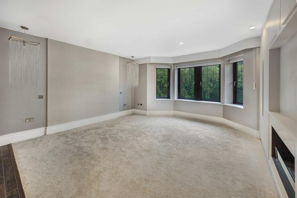 6 bedroom detached house for sale in Springwood, Chapel Lane, Hale Barns, WA15